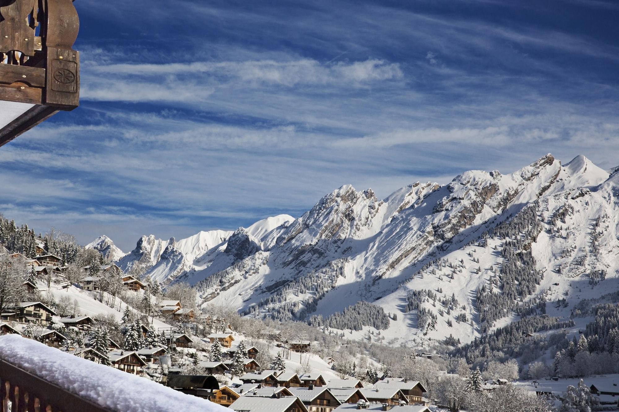 Hotel Alpen Roc Ла-Клюза Екстер'єр фото