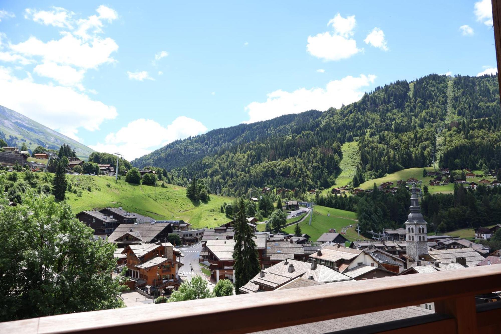 Hotel Alpen Roc Ла-Клюза Екстер'єр фото