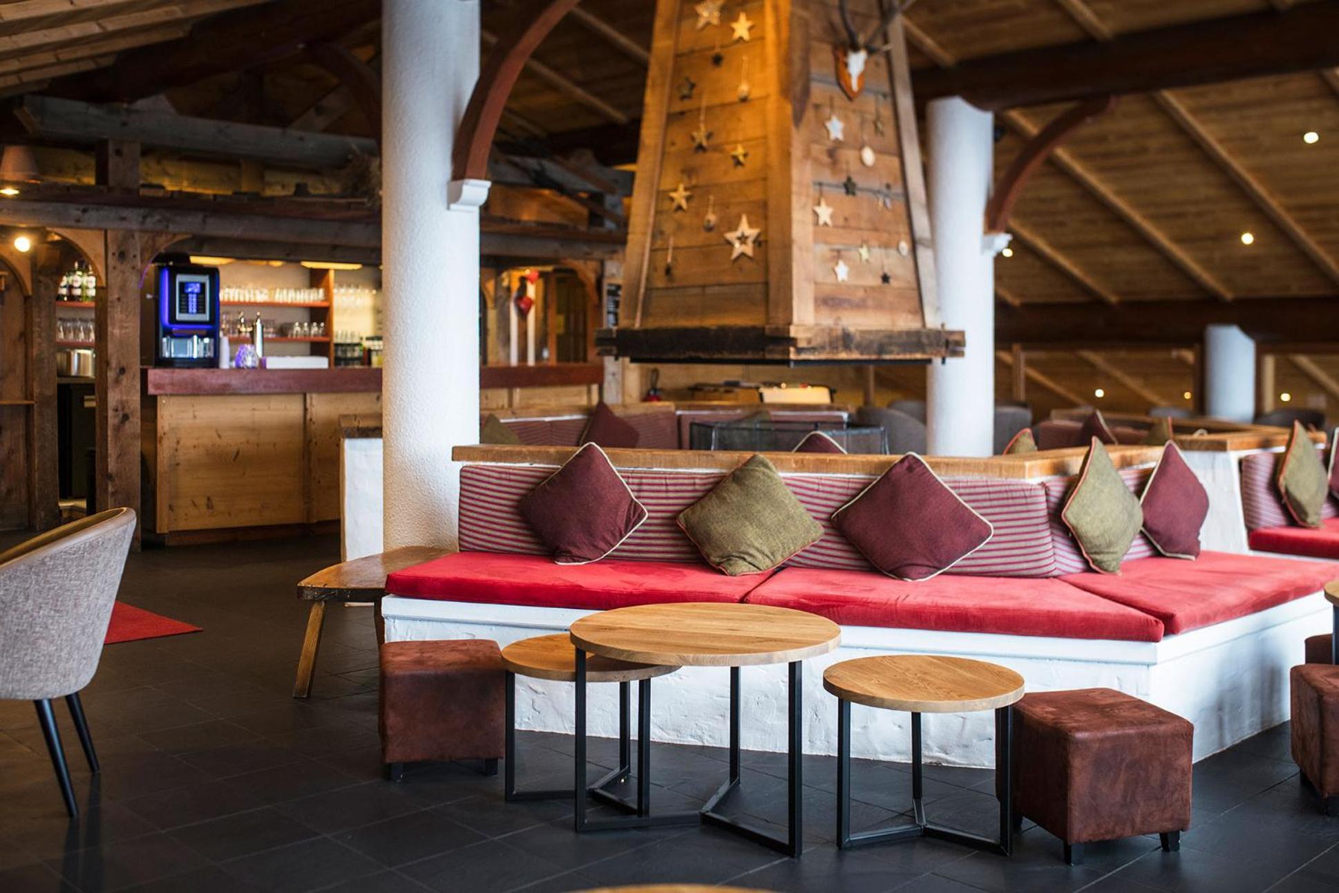 Hotel Alpen Roc Ла-Клюза Екстер'єр фото